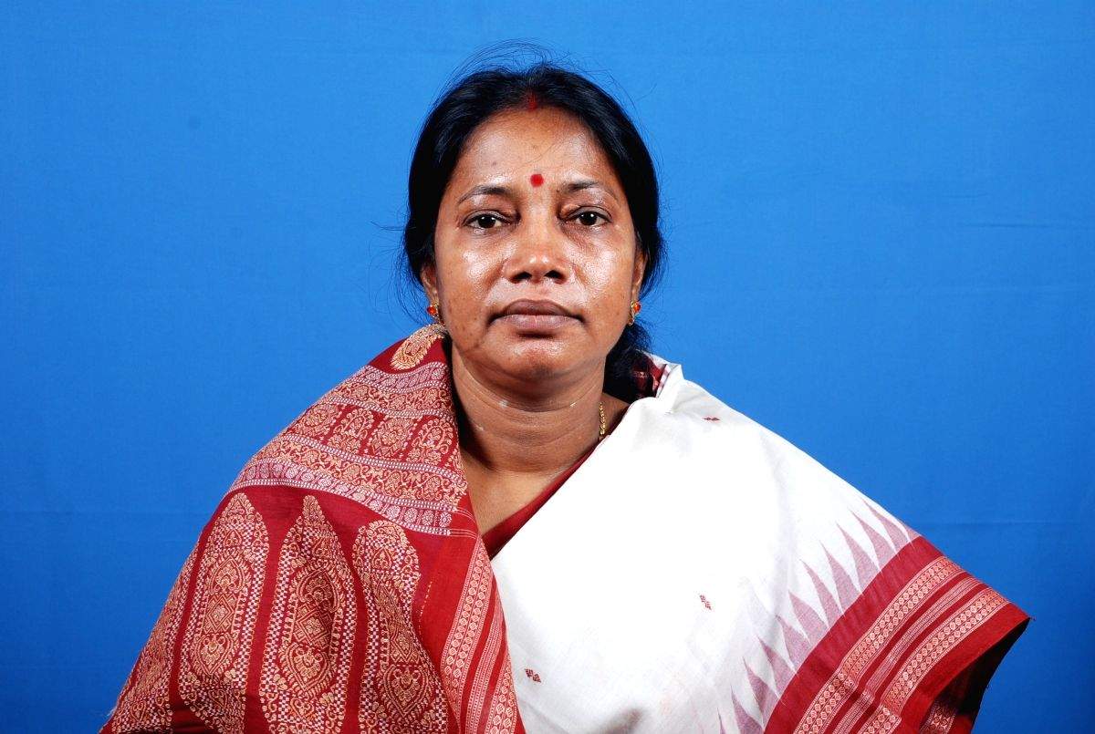 Odisha Speaker suspends two BJP lawmakers who flung pulses in house - Vimarsana News