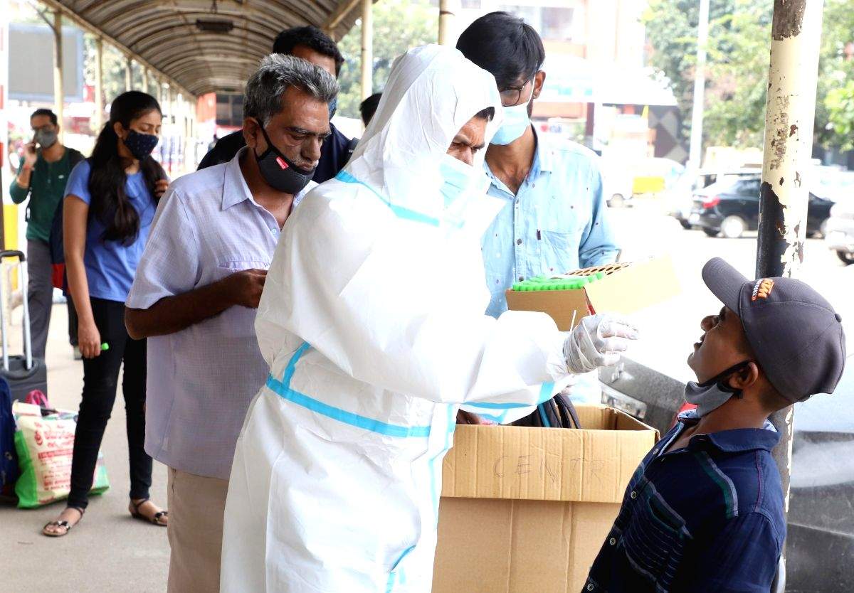 Omicron: K'taka awaits report of 5 samples - Vimarsana News