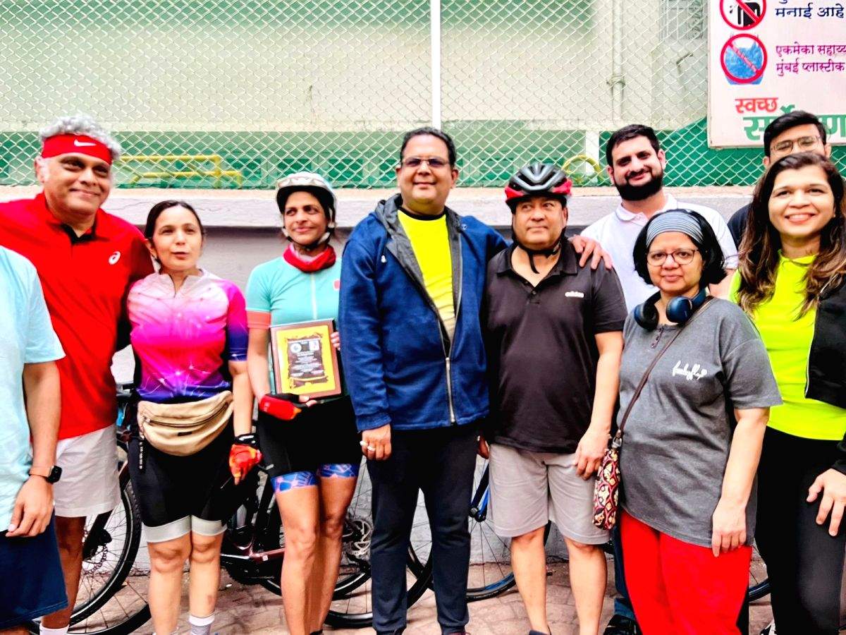 Mumbai medicos cycle 102 km to create awareness on cervical cancer - Vimarsana News