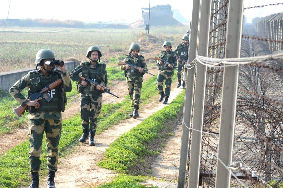 BSF to get over 100 steel fabricated habitats along LoC in J&K - Vimarsana News