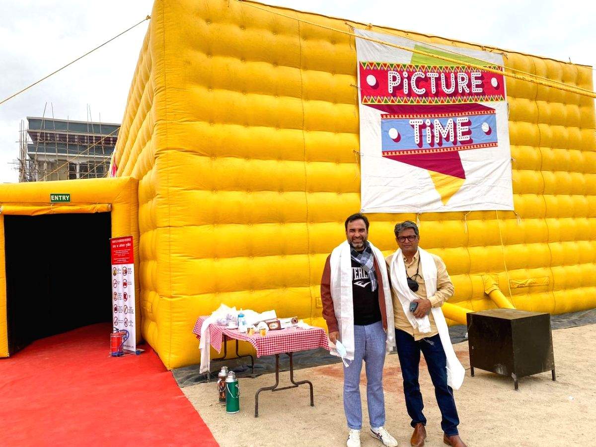 Taking cinema back to Indian masses(IANS Column: B-Town) - Vimarsana News