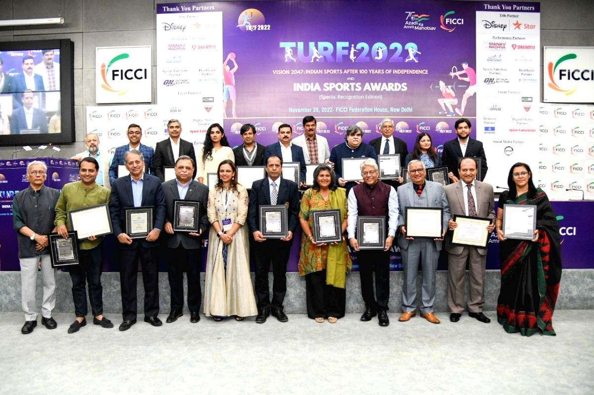 Paralympian Avani Lekhara, ex-cricketer Sarkar Talwar, AICF get awards in FICCI event - Vimarsana News
