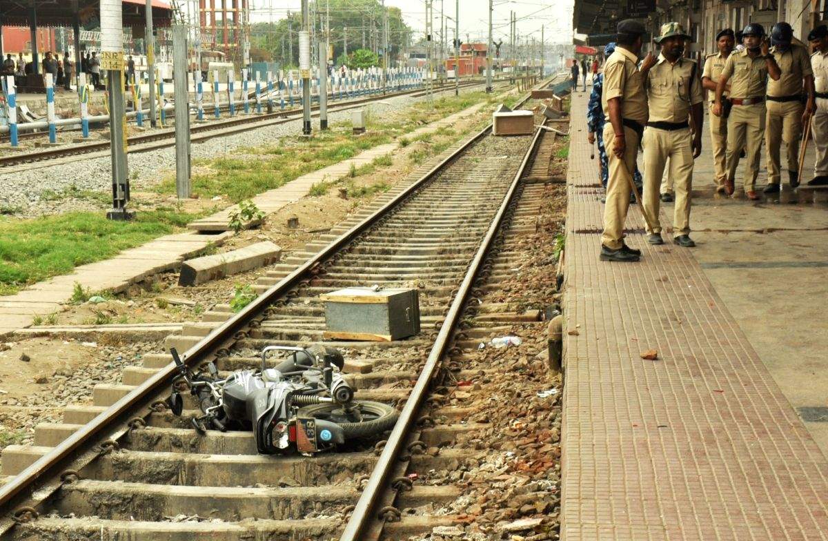 BJP, JD(U) leaders spar over Agnipath protests - Vimarsana News