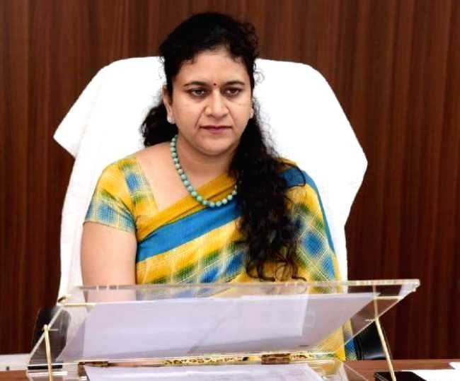 NOIDA CEO Maheshwari removed, Lokesh M. appointed to post - Vimarsana News