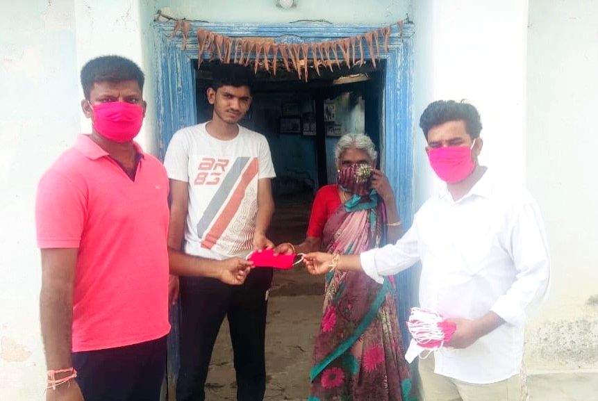 'Pink mask' distribution launched in rural Telangana - Vimarsana News