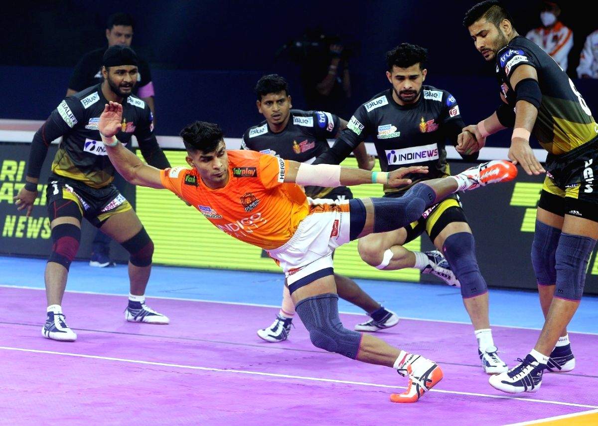 PKL 8: Aslam Inamdar stars as Puneri Paltan beat Telugu Titans - Vimarsana News