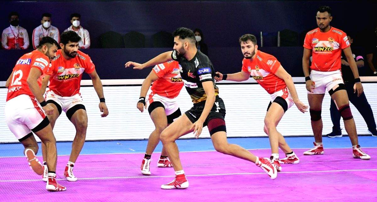 PKL 8: Gujarat Giants outmuscle Telugu Titans in 18-point win - Vimarsana News