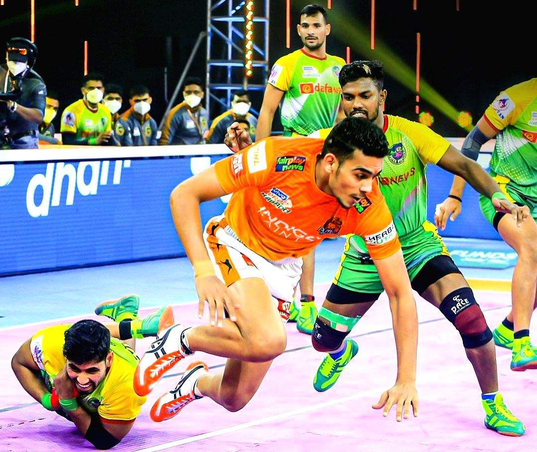 PKL 8: Patna Pirates thrash Puneri Paltan, qualify for playoffs (Ld) - Vimarsana News