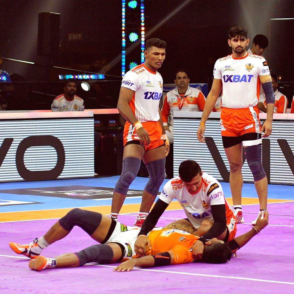 PKL 9 : Parteek Dahiya powers Gujarat Giants to win over Puneri Paltan - Vimarsana News