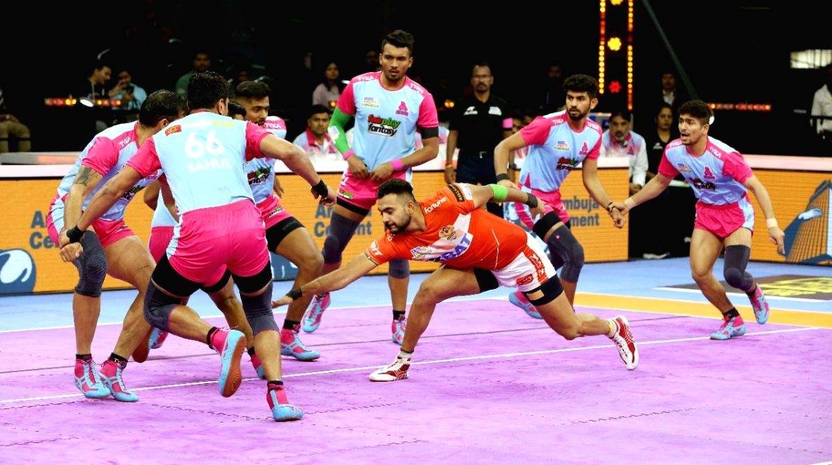 PKL 9: Sonu's super 10 helps Gujarat Giants tie match with Jaipur Pink Panthers 51-51 - Vimarsana News