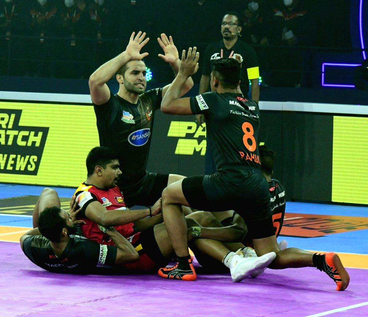 PKL: U Mumba beat Bengaluru Bulls 46-30 in opener - Vimarsana News