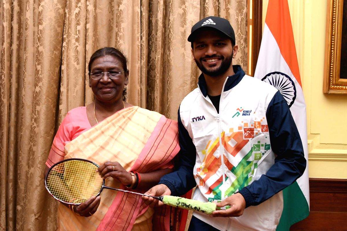 Pramod Bhagat, Sukant Kadam meet President Droupadi Murmu - Vimarsana News