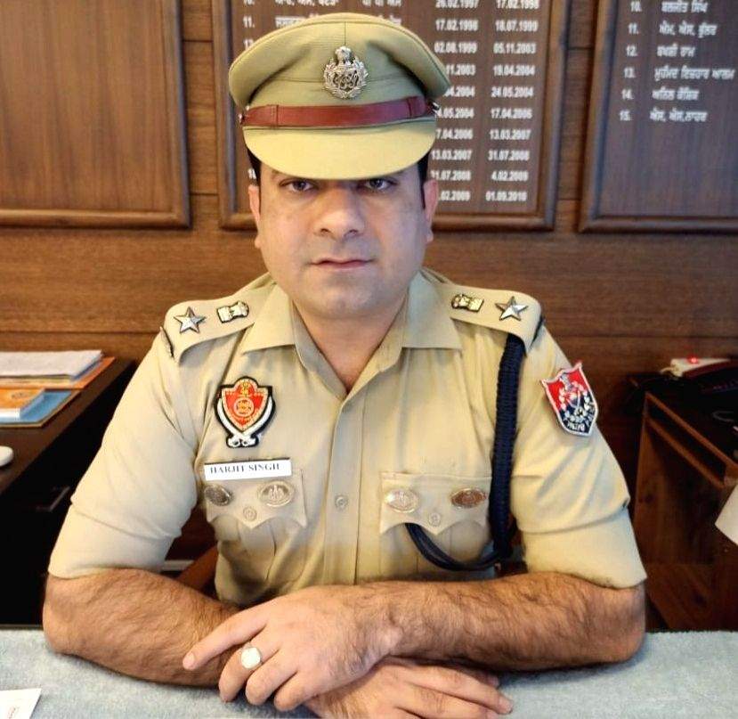 Punjab Police bust Pinda gang involved in extortion, arms smuggling - Vimarsana News
