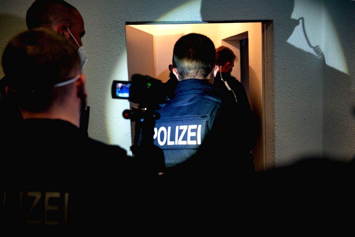 Joint European operation targets Italian mafia - Vimarsana News