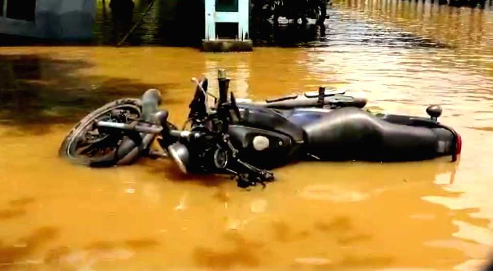 Torrential rains in B'luru, red alert for coastal K'taka - Vimarsana News