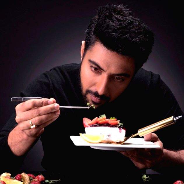 Ranveer Brar recalls his journey from Munir Ustad's 'lakdi ki bhatti' - Vimarsana News