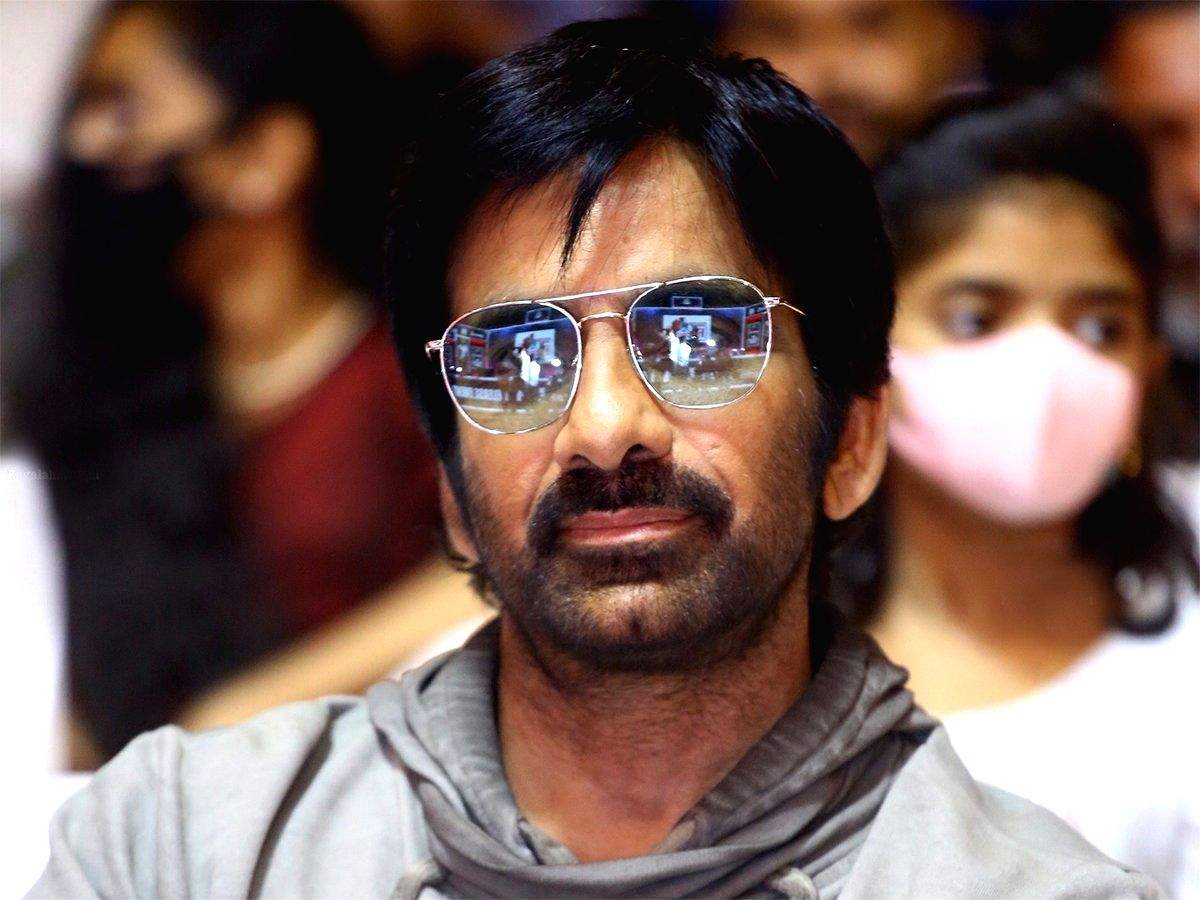 Ravi Teja injured on the sets of 'Tiger Nageswara Rao' - Vimarsana News