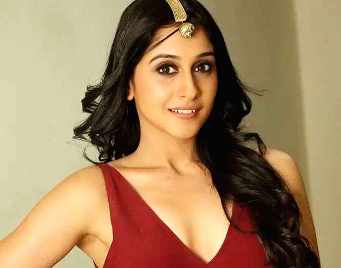 'Rocket Boys' actress Regina Cassandra on playing legendary dancer Mrinalini Sarabhai - Vimarsana News