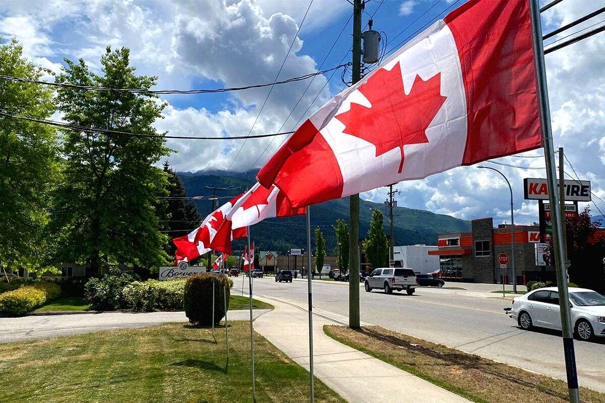Canada reveals immigration plan amid critical labour shortage - Vimarsana News
