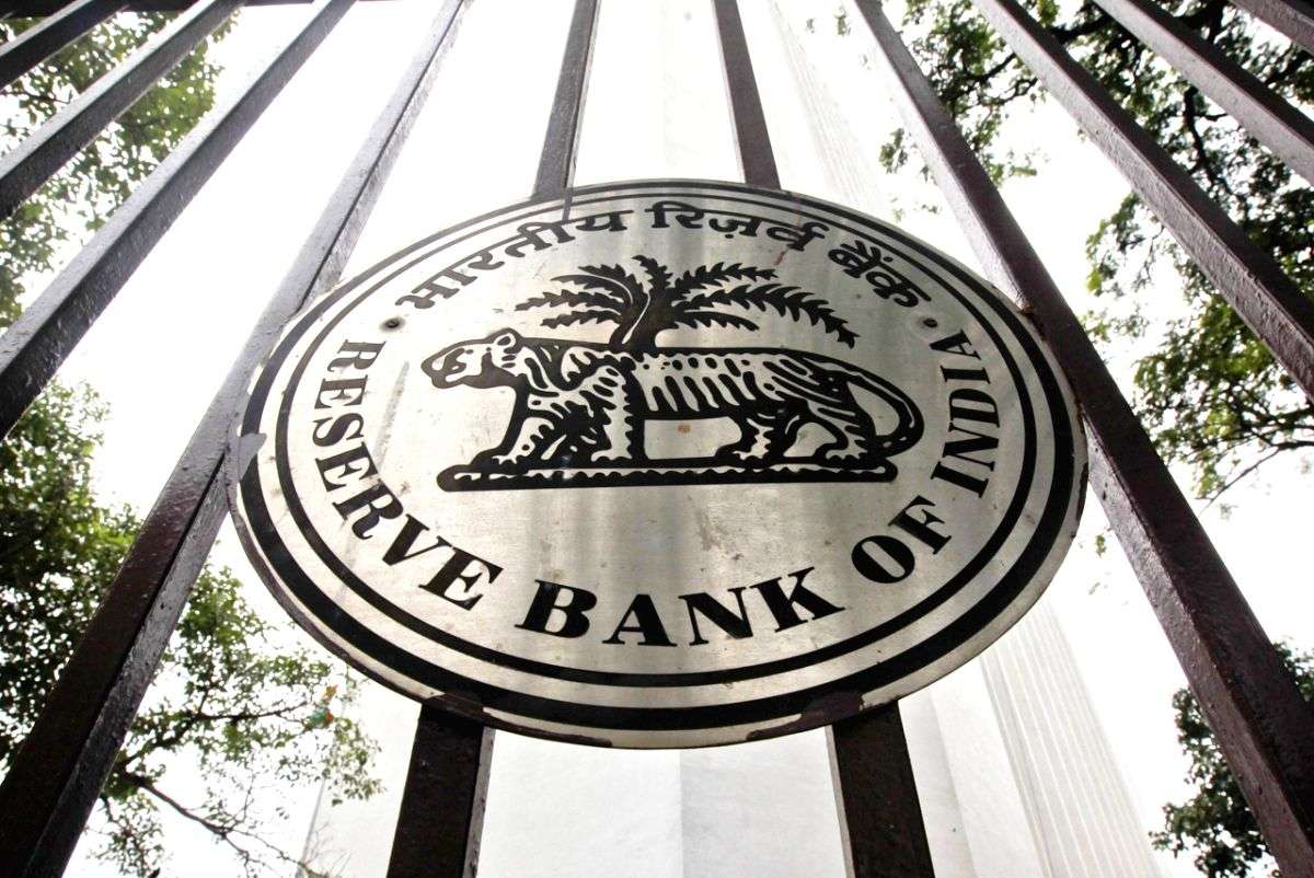 RBI imposes monetary penalty of Rs 3.06cr on Amazon Pay(India) - Vimarsana News