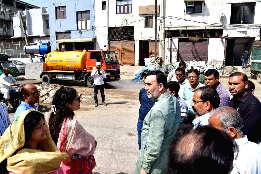 Rising pollution: Gopal Rai conducts surprise inspection at Wazirpur - Vimarsana News