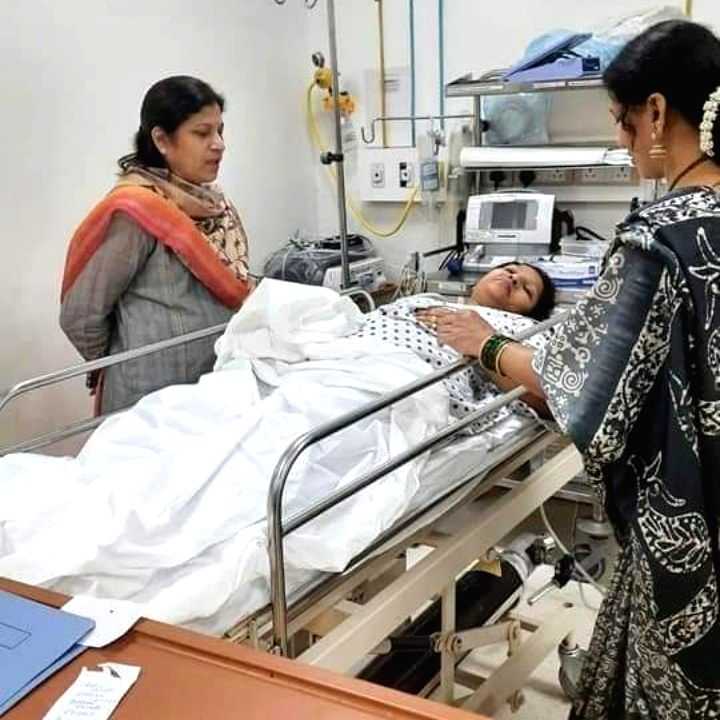 Sena (UBT) worker attacked: Thackeray seeks 'coward' Fadnavis' resignation, action on Thane CoP (Ld) - Vimarsana News