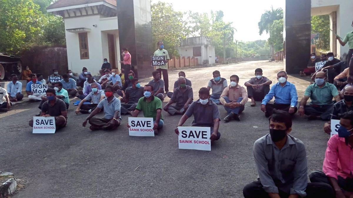 Sainik School Kazhakootam in dire financial straits - Vimarsana News