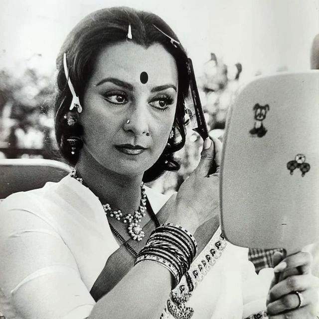 Saira Banu celebrates 39th anniversary of 'Duniya', reveals why she did the film - Vimarsana News