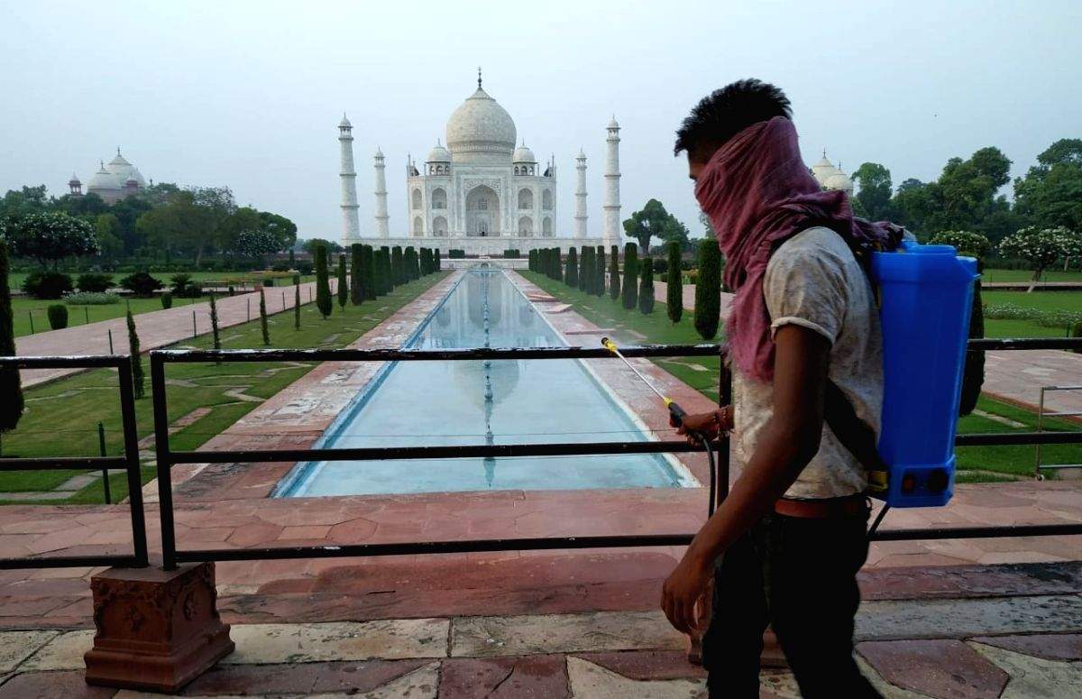 Monuments dwarfed by encroachments - Vimarsana News