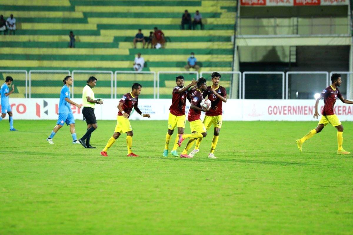 Santosh Trophy: Karnataka thrash Gujarat 4-0 to qualify for semis - Vimarsana News