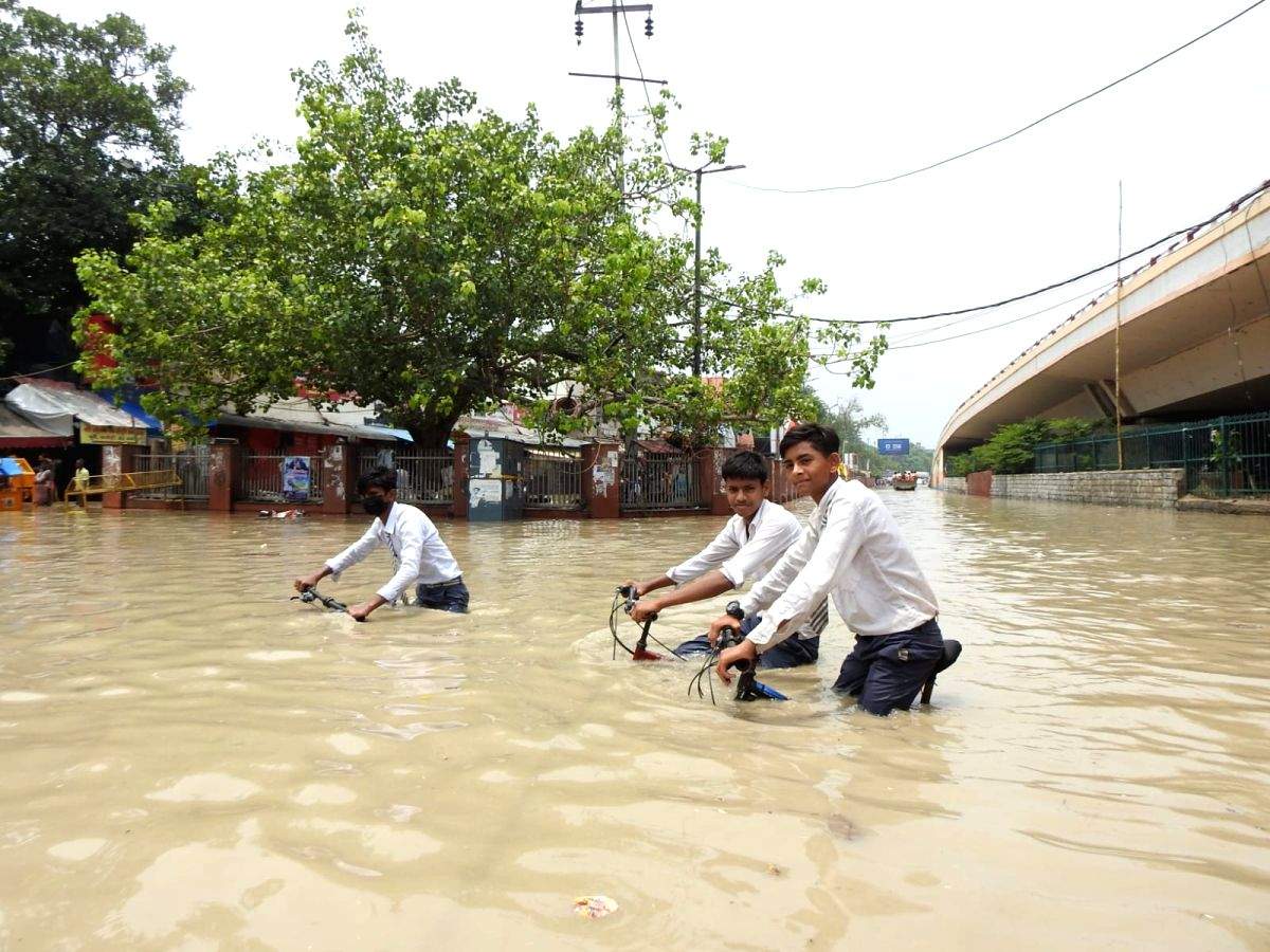 Schools to remain closed in 6 flood-affected Delhi educational districts - Vimarsana News