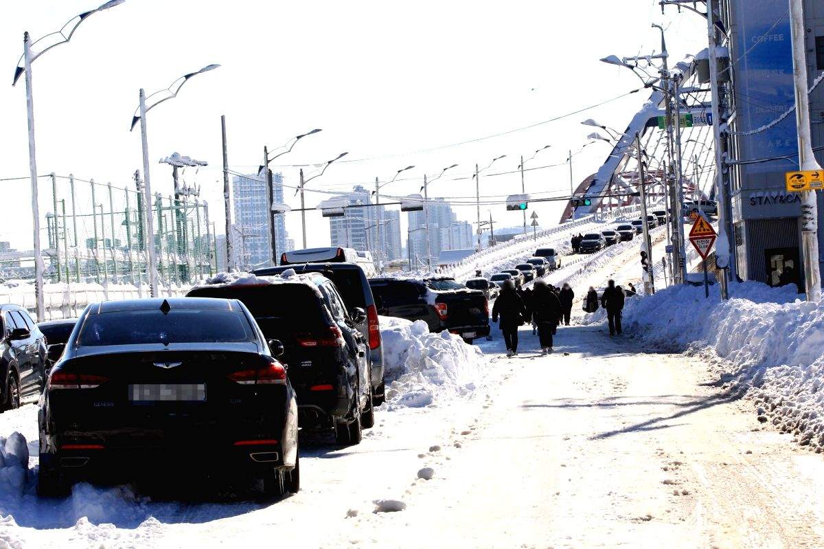 Over 100 traffic accidents amid heavy snowfall in S.Korea - Vimarsana News