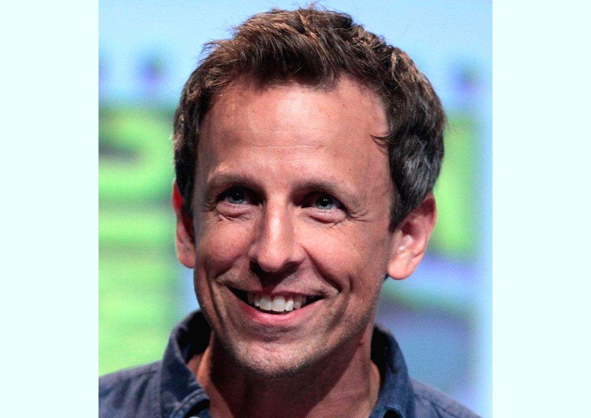Seth Meyers passed out on the floor after drinking with Rihanna - Vimarsana News