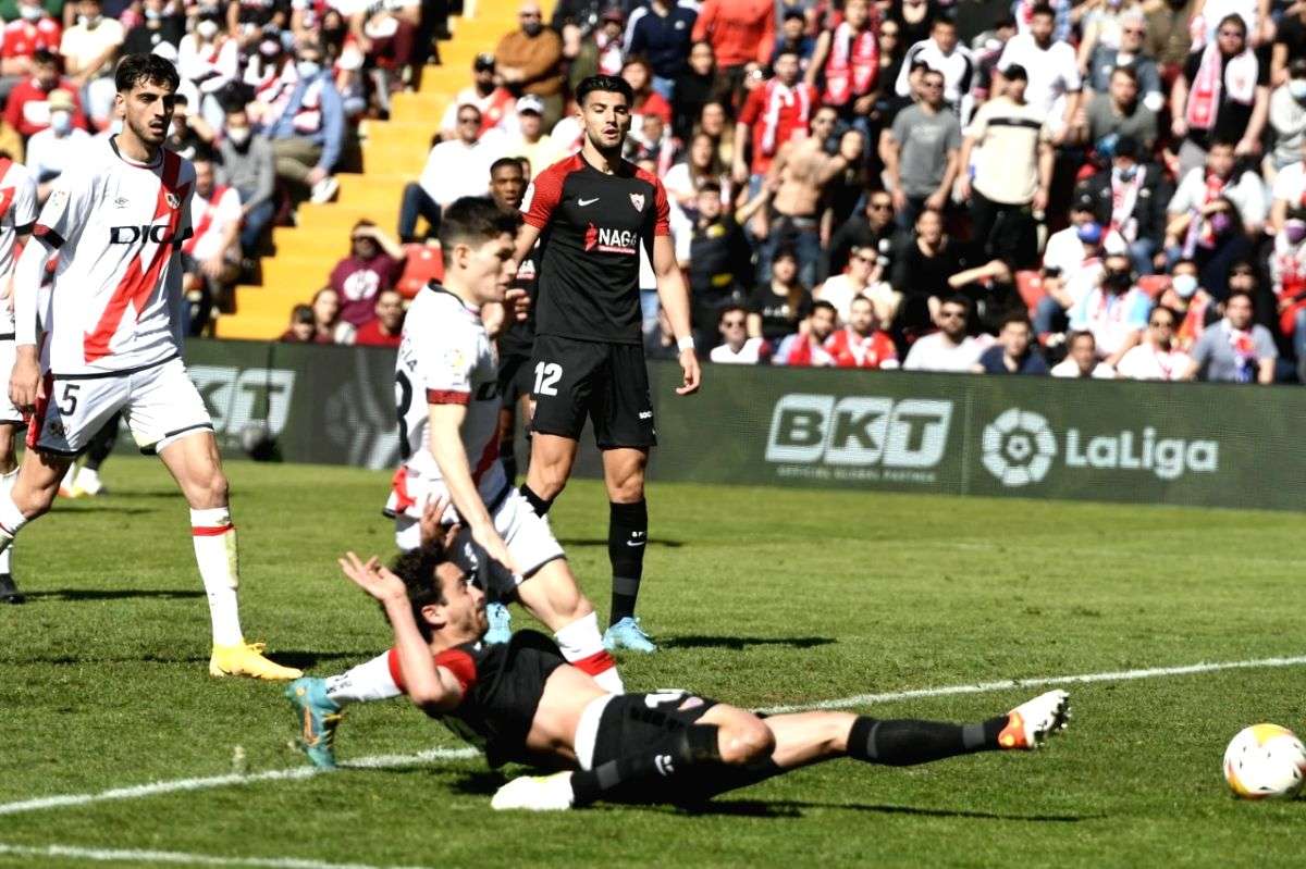 Sevilla held, Barca cruise and Real Madrid can go 10 clear in La Liga - Vimarsana News