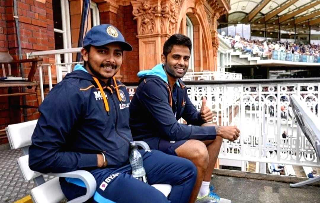 Shaw, Yadav join team after completing quarantine - Vimarsana News