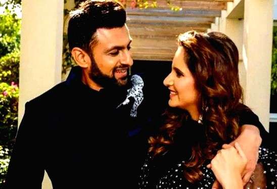 Amid rumours of turbulence in marriage, Sania receives birthday wishes from husband Shoaib Malik - Vimarsana News