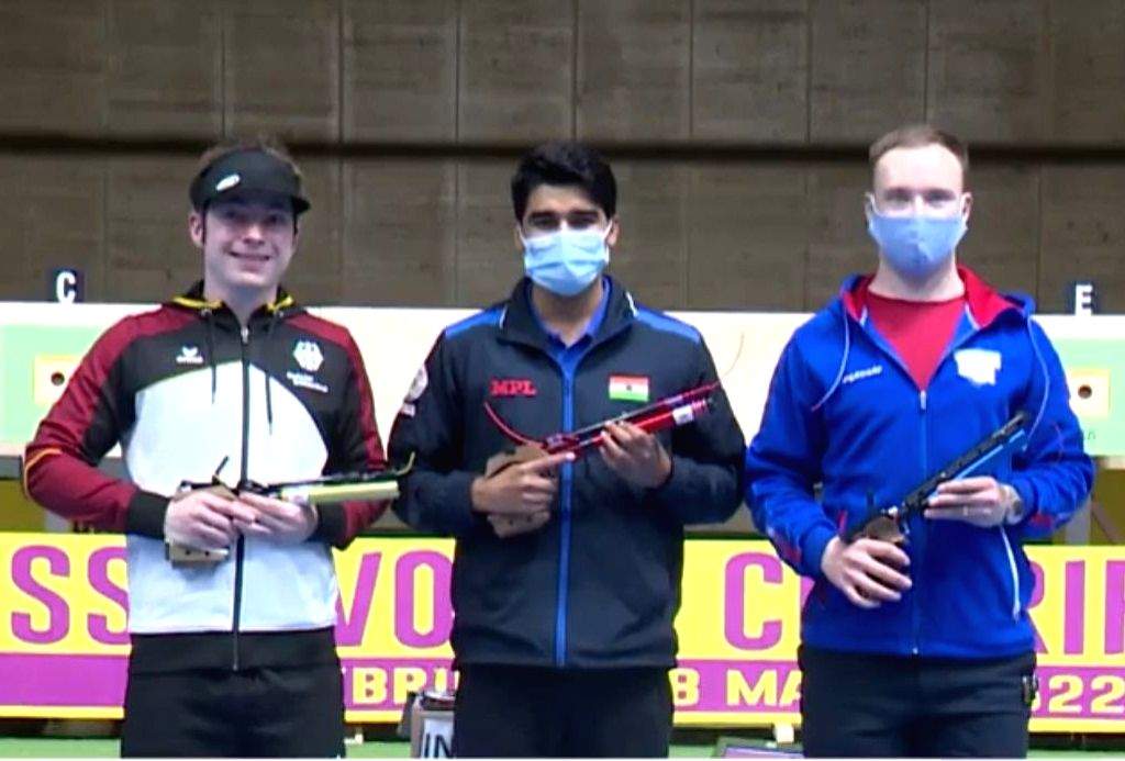 Shooter Saurabh Chaudhary strikes gold in Cairo - Vimarsana News
