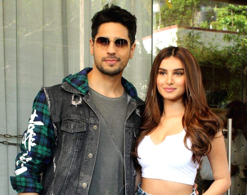 dating sim for women