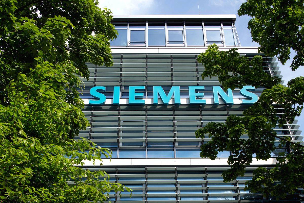 Siemens logs Rs 463 crore PAT for Q1 - Vimarsana News