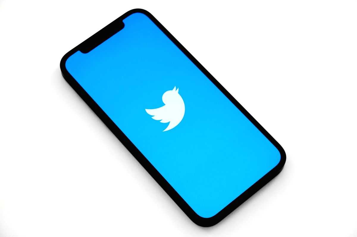 Soros, Clinton, Obama staffers shoot off anti-Musk letter to boycott Twitter - Vimarsana News