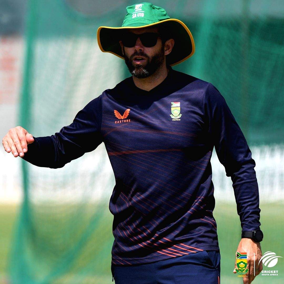 South Africa name McKenzie as batting consultant for Tests against West Indies; van Wyk appointed fielding coach - Vimarsana News