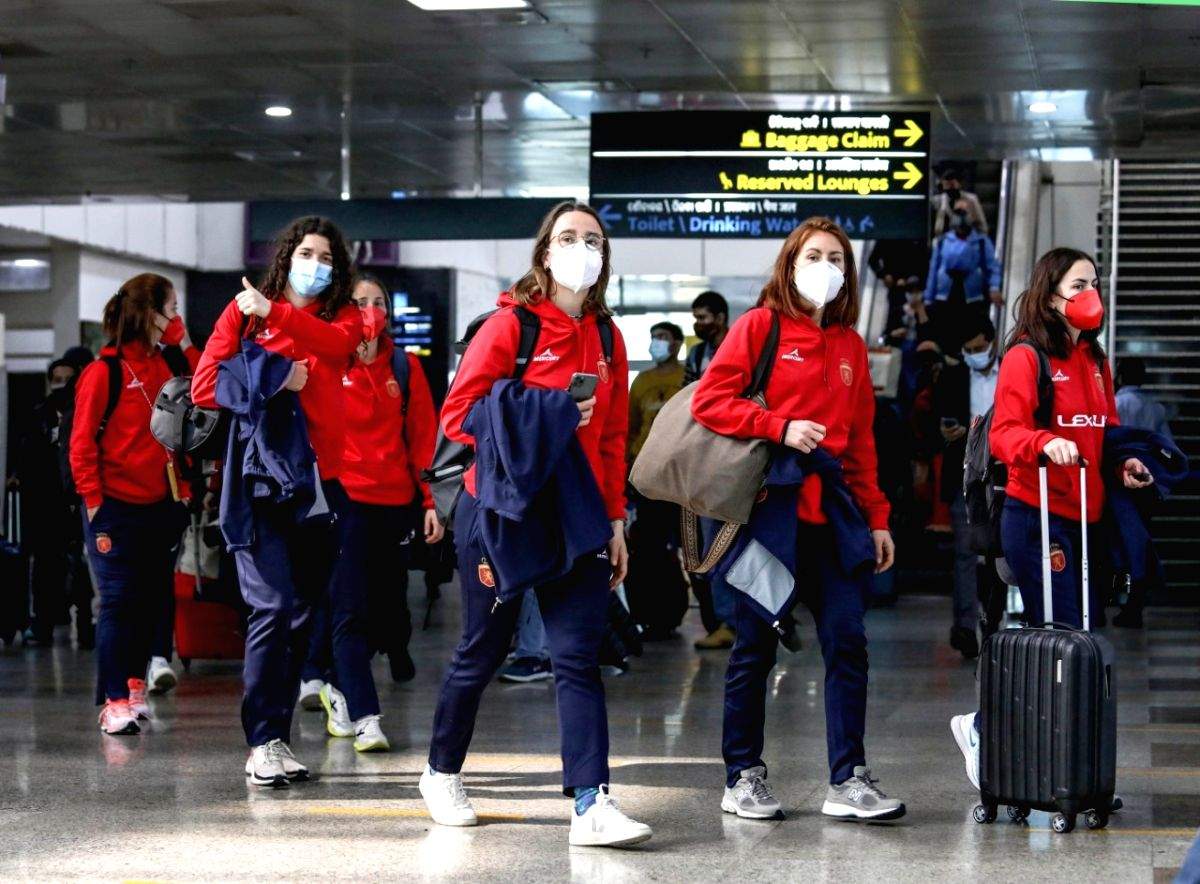 Spain women's hockey team reaches Bhubaneswar for the FIH Pro League matches - Vimarsana News