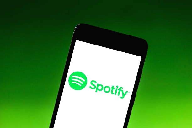 Spotify lays off 200 employees in podcast division - Vimarsana News