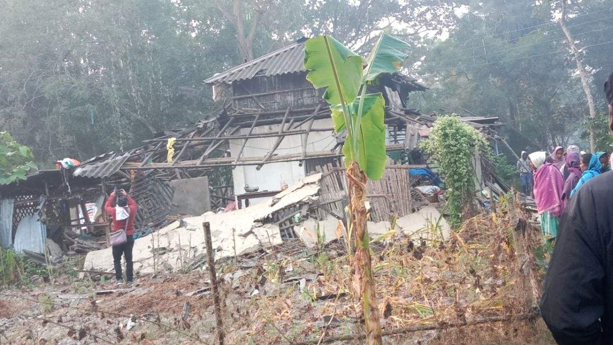 Three killed in blast near Suvendu Adhikari's ancestral home - Vimarsana News