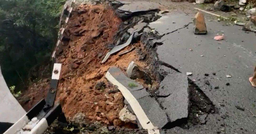 Damage to key National Highway disconnects parts of NE - Vimarsana News