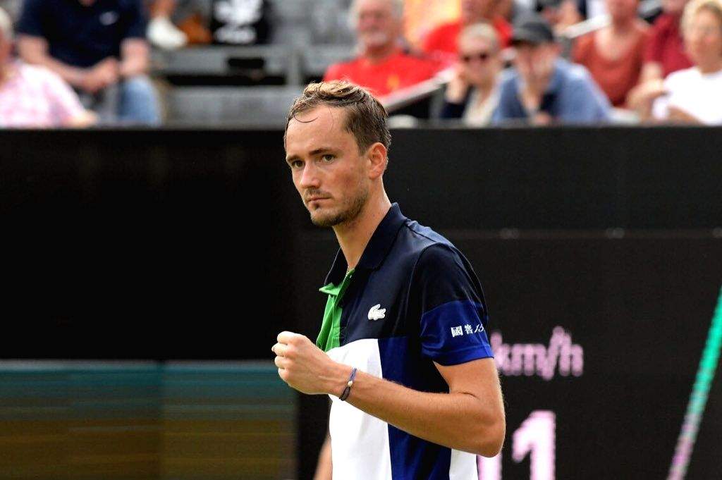 Top seed Medvedev sees off Ivashka in Halle Open - Vimarsana News