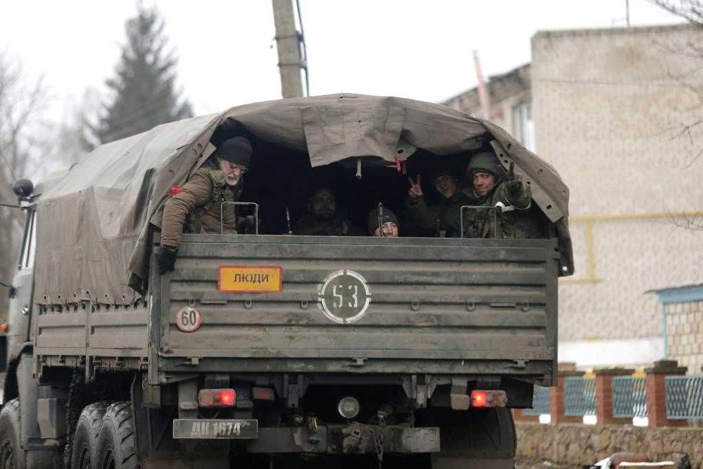 Ukrainian forces repel 5 Russian attacks in Donbas - Vimarsana News