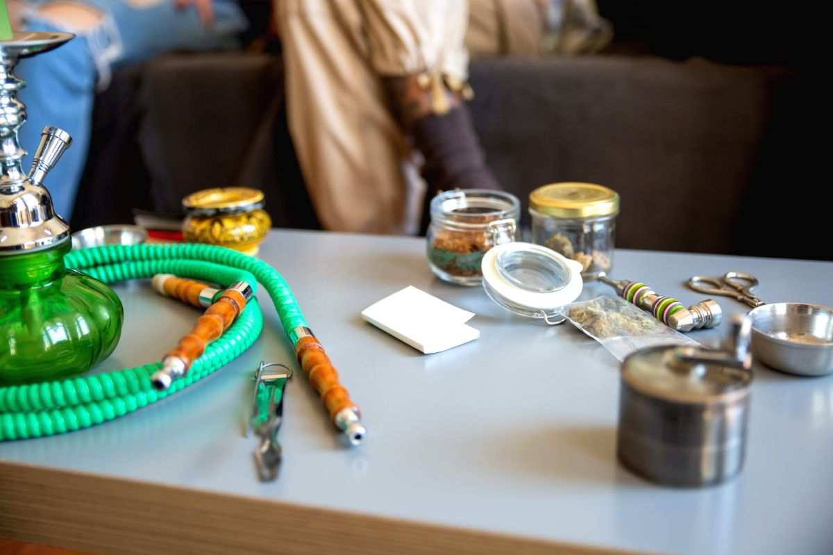 K'taka Health dept bans sale, consumption of hookah products - Vimarsana News