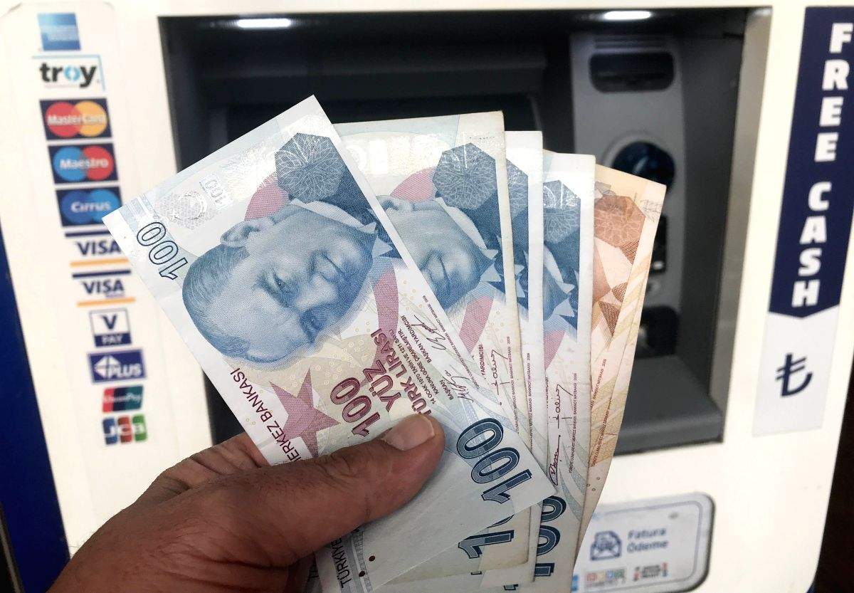 Turkish lira hits record low after central bank policymakers dismissed - Vimarsana News
