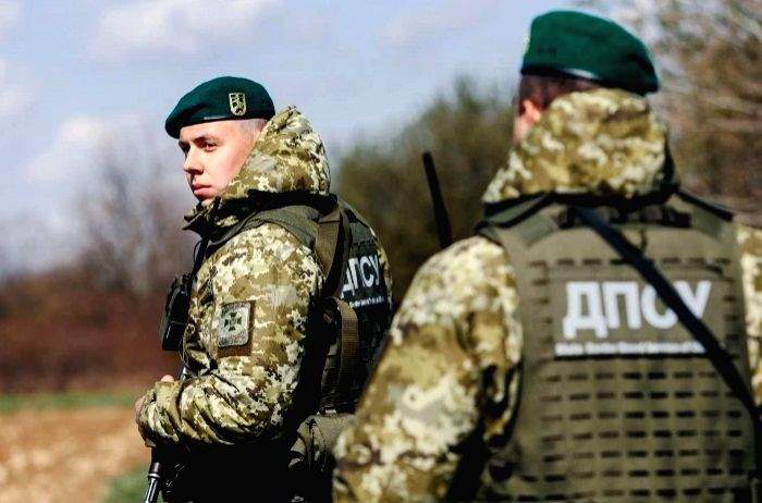 Unconfirmed reports say Russian forces have destroyed Ukraine Navy - Vimarsana News